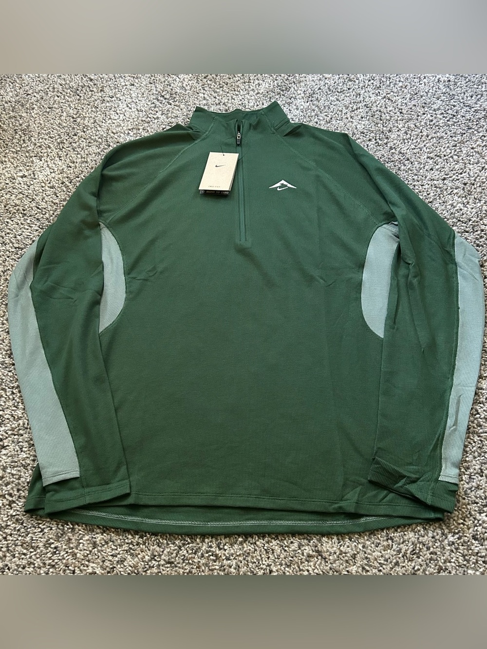 Nike Trail Men's Medium Dri-FIT 1/2-Zip Mid Layer Top Green FV9994-323